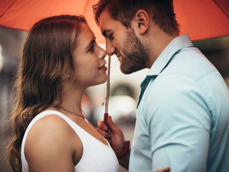 6 способов пригласить парня на второе свидание