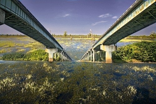 Мост через бассейн реки Атчафалайа, Лос-Анджелес